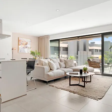 Oasis 325 Luxury 3br With Sea View * Estepona